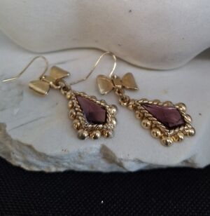 VINTAGE Pisces Hallmark Gold-Tone Earrings with Purple Crystals RARE